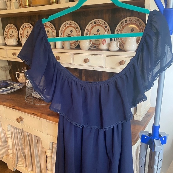 Game Day Dress Navy Blue. Off shoulder Size small - Picture 2 of 3